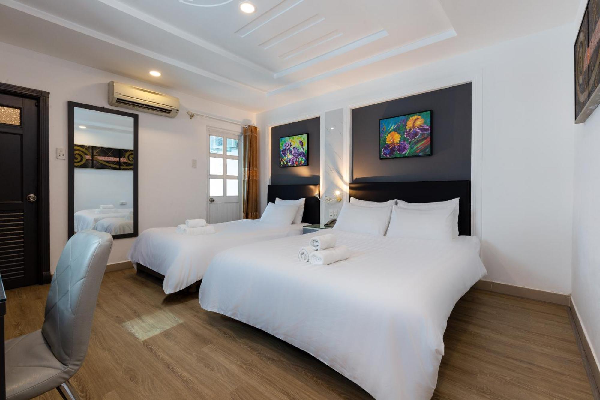 Apec Hotel Ho Chi Minh City Exterior photo